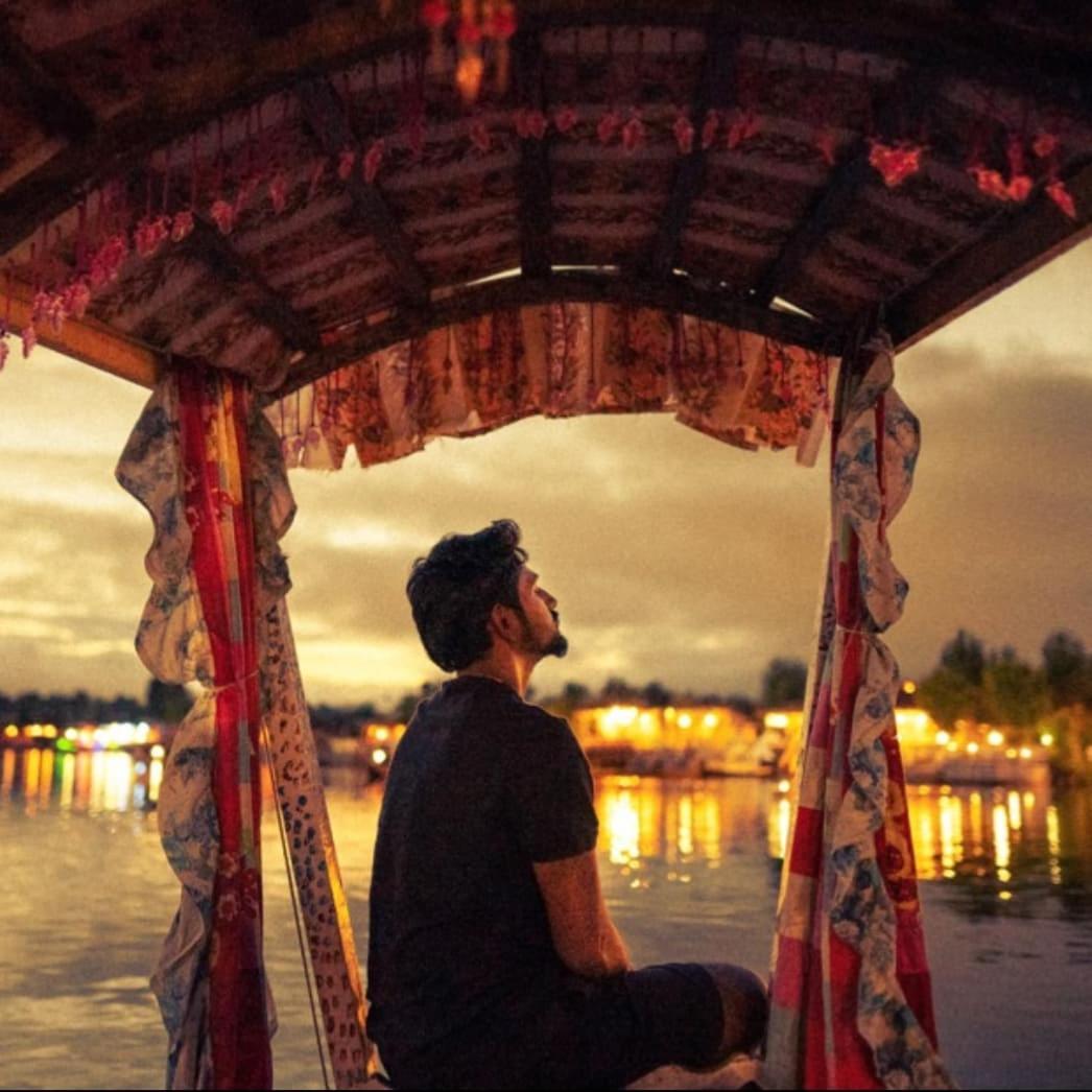 Houseboat Moon Of Kashmir Otel Srīnagar Dış mekan fotoğraf